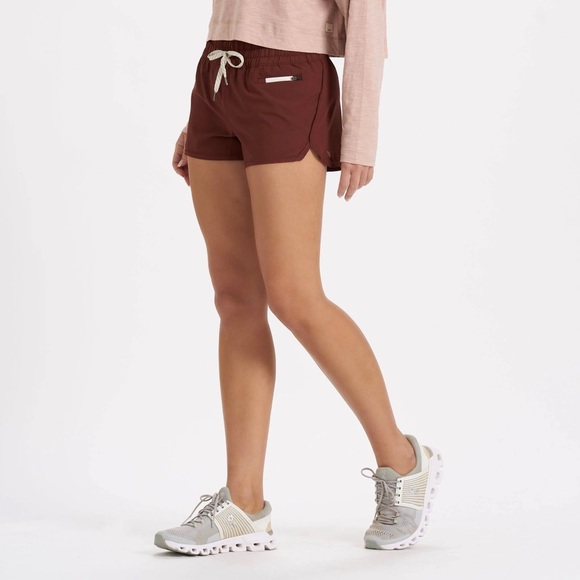 Vuori Clementine 2.0 Short (small) - Picture 2 of 3